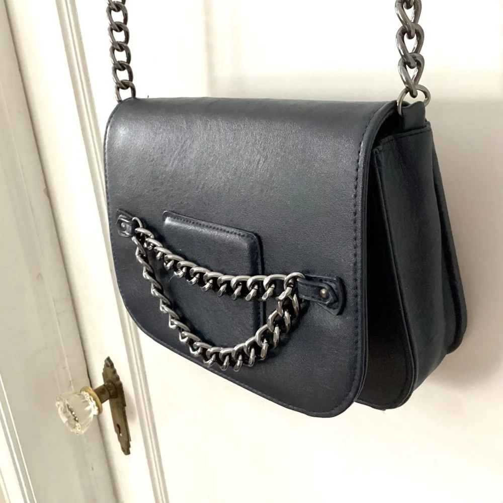Rampage Faux Leather Gray Chain Strap Crossbody Purse gunmetal chain accents New - Picture 9 of 9